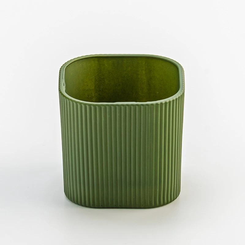China Luxury Green square glass candle jar wholesale manufacturer