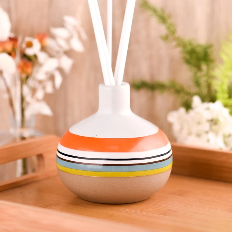 Custom Beautiful Home Decorative Reeds Didffuser Bottles Ceramic Diffuser Bottles Wholesale