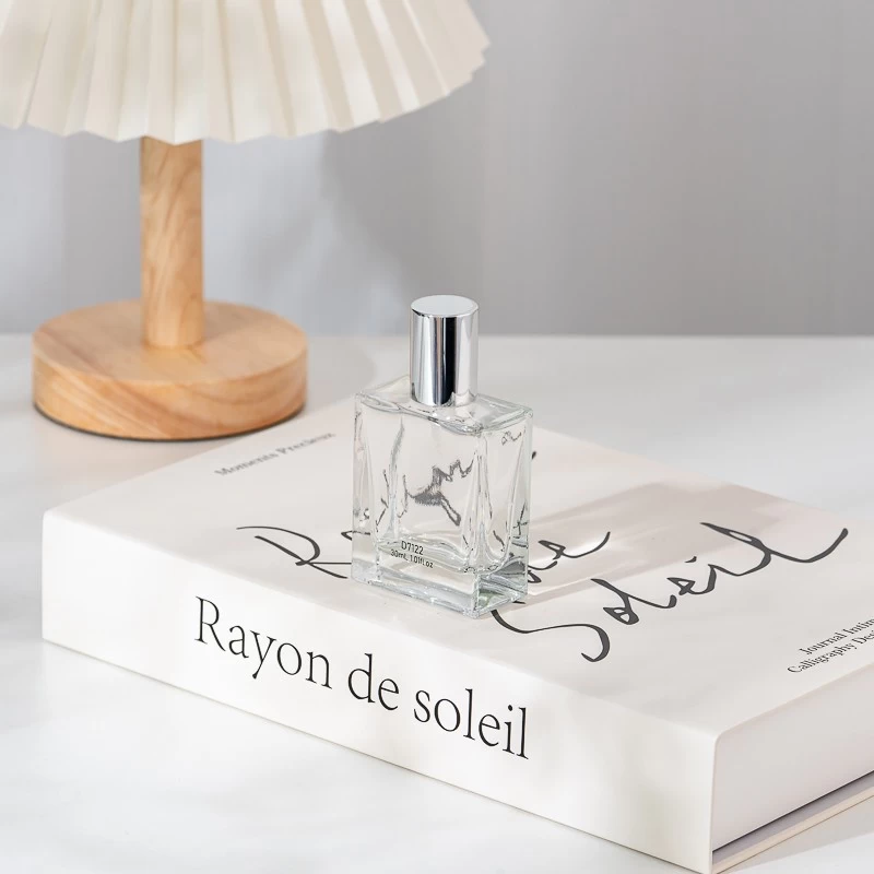 30ml Square Clear Glass Perfume Bottle with silver cap
