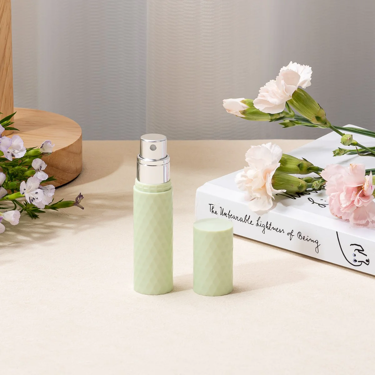 Luxury 5ml Pocket Diamond Shaped Plastic Perfume Atomizer Spray Bottle