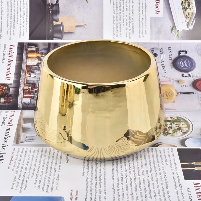 Gold Ceramic Candle Vessels