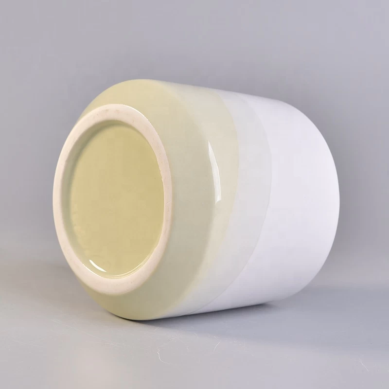 Small MOQ Christmas Ceramic Candle Jars Wholesale