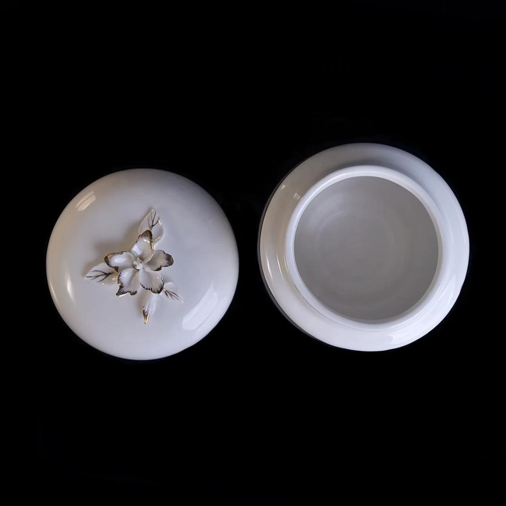 Wholesales custom decorative white empty ceramic candle holder 10oz
