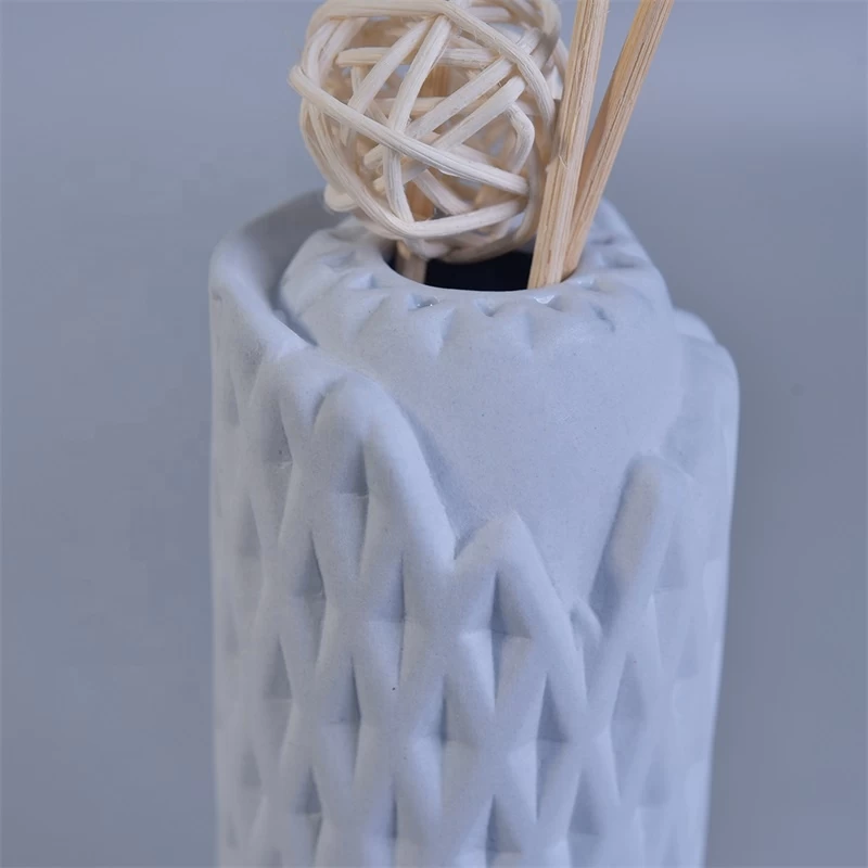 wholesale ceramic matte white reed aroma diffuser empty bottles
