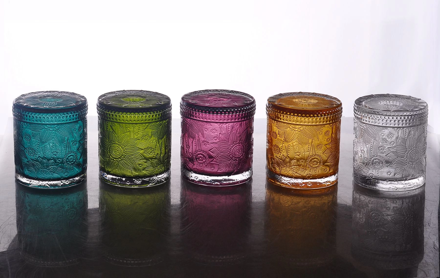 Selling colored carved 8oz glass candle jar with lid wholesale