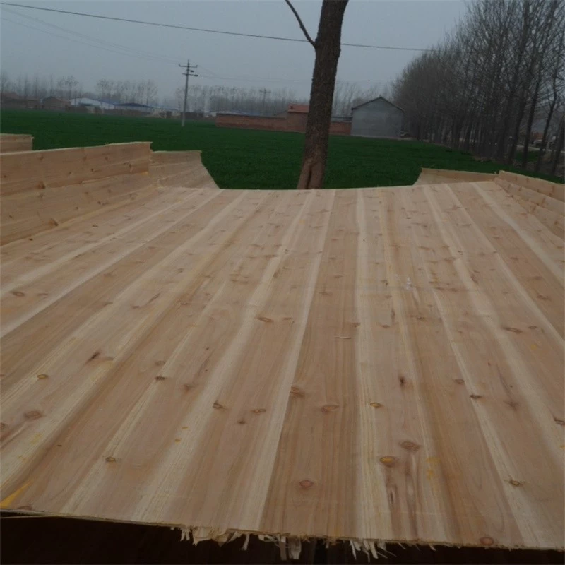 Cina Vendita all'ingrosso di tavole piallate di legname da costruzione, tavole di abete rosso, tavole di legno spesse di pino, listelli in legno per case produttore