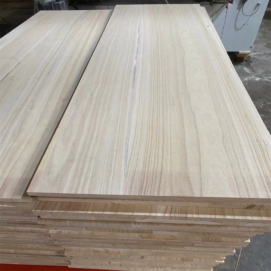 Chine panneau de paulownia massif bois bois production de panneaux et de lattes en bois fabricant
