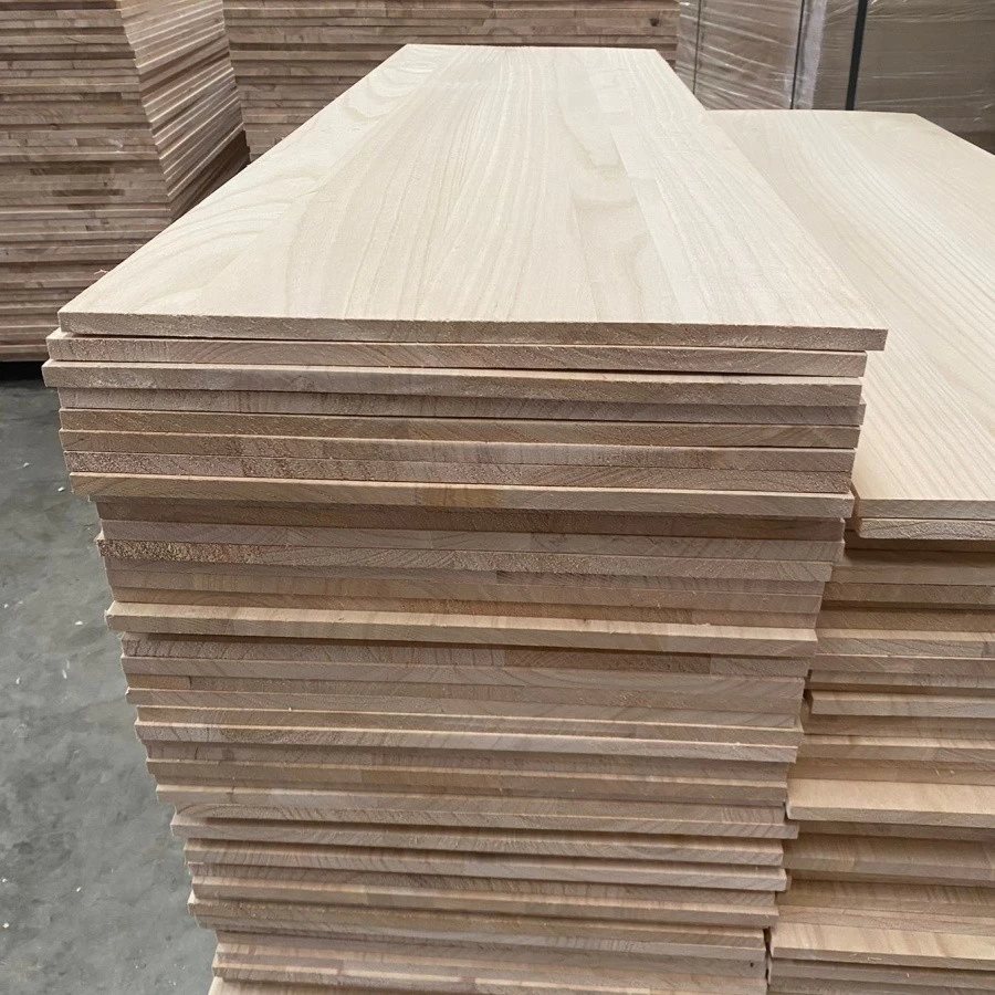 China 200mm wide paulownia wood strips edge glued together for the wakeboard kiteboard wood cores manufacturer