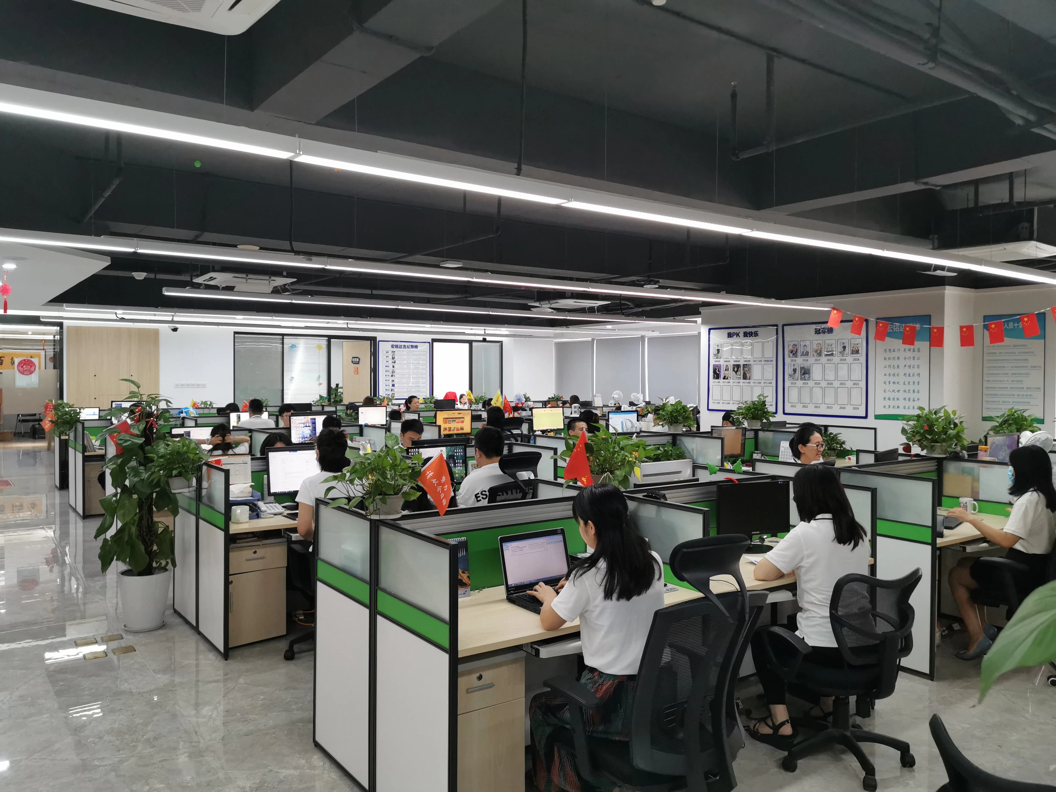 porcelana Swwls Consolidación gratuita de transporte marítimo Transportista marítimo desde China a EE. UU. Reino Unido Francia Reenvío de carga