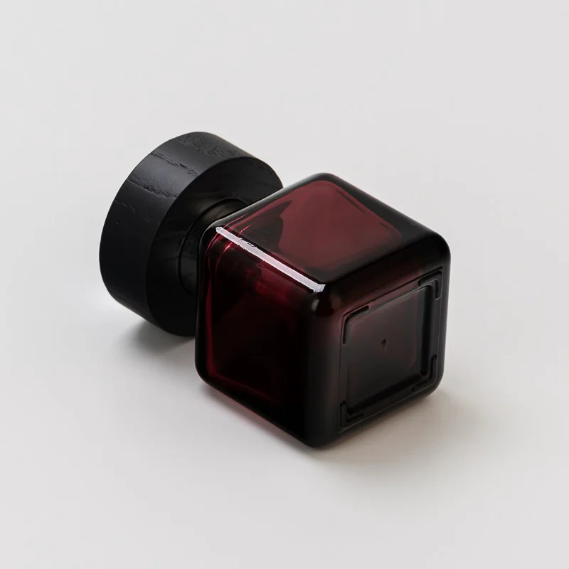 Square Shape Dark Red 50ml Fragrance Glass Perfume Bottle with Round Cap