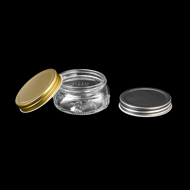 Wide Short Glass Jar Candle Vessel with Metal Lid Custom Color 213ml Durable Candle Holder for Scented Candles