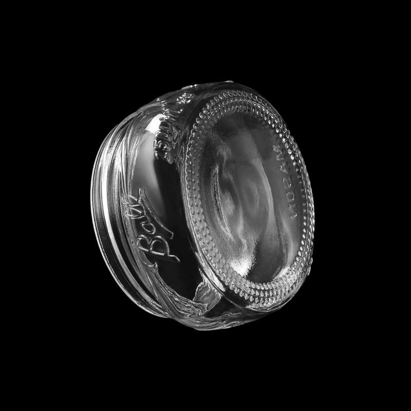 Wide Short Glass Jar Candle Vessel with Metal Lid Custom Color 213ml Durable Candle Holder for Scented Candles