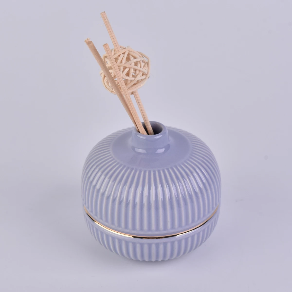 ceramic reed diffuser bottle with glazing color