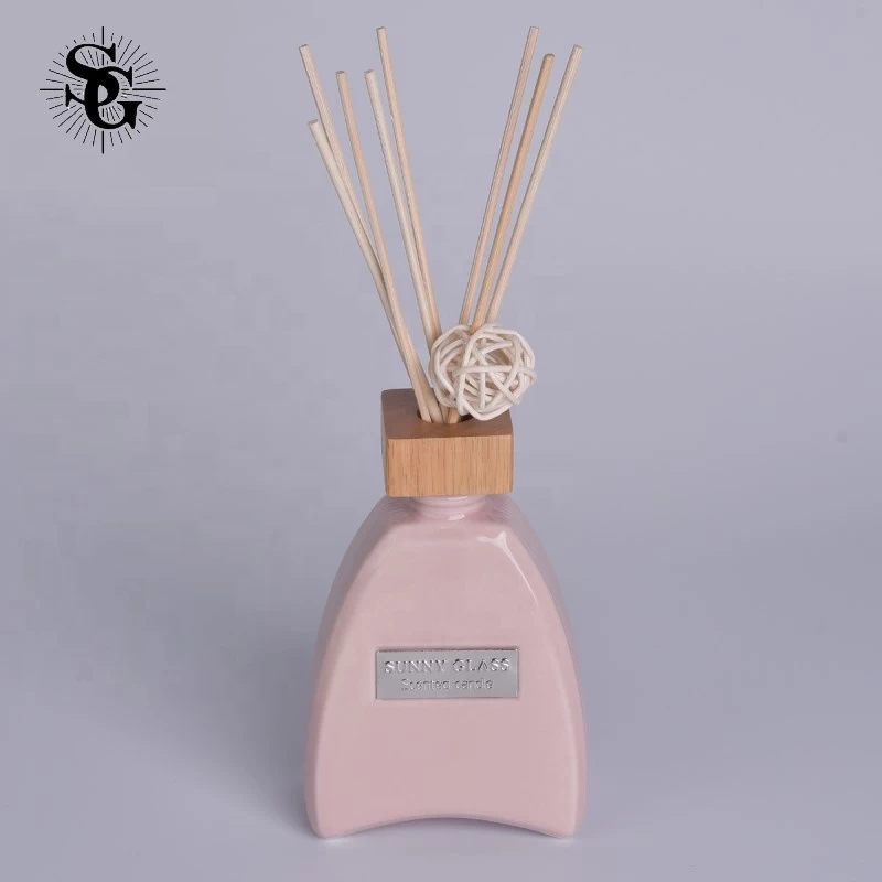 Sunny 206ml 200g white pink red colors ceramic diffuser bottle