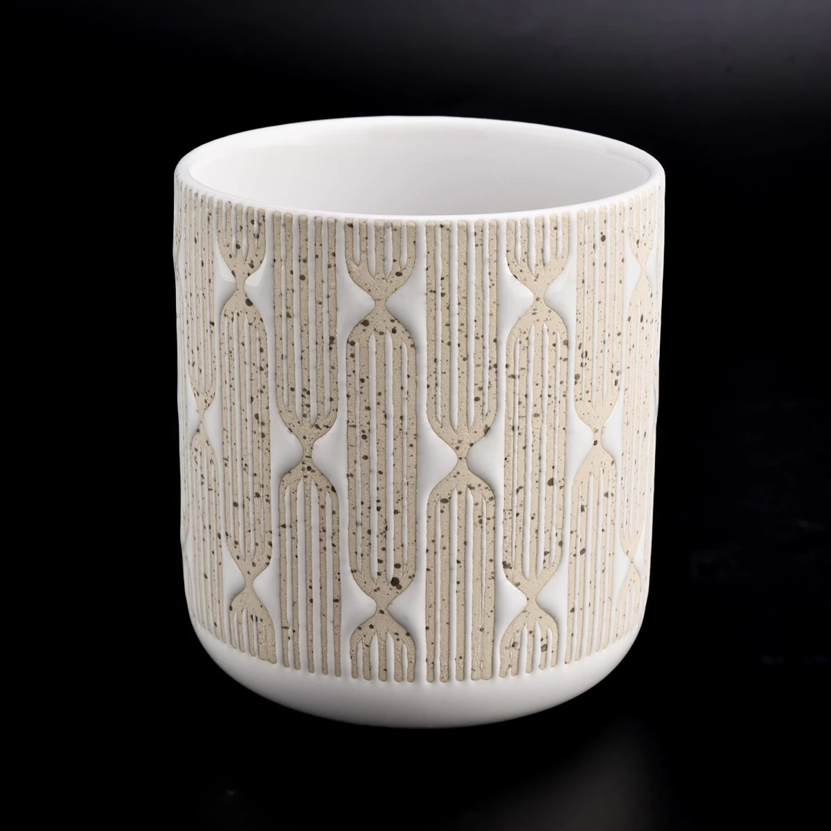 Ceramic candle jar with sand surface pattern