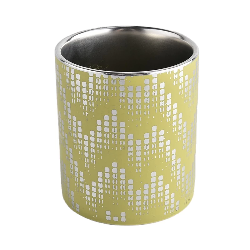 white ceramic candle jar matte with gold pattern