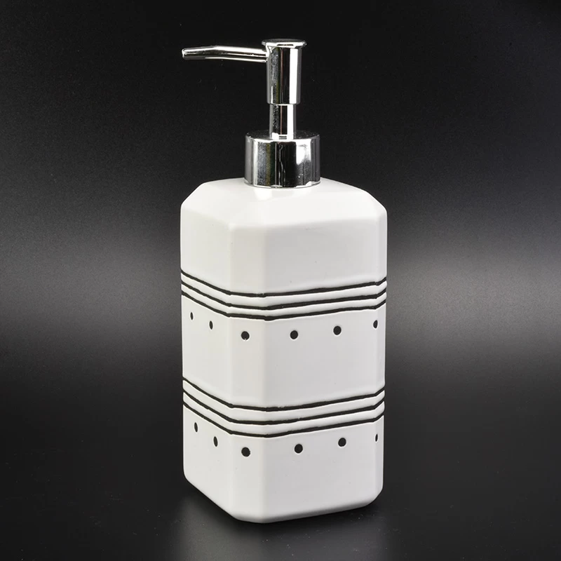 glazing white ceramic bath accessories sets simple pattern ceramic bottle lotion dispenser