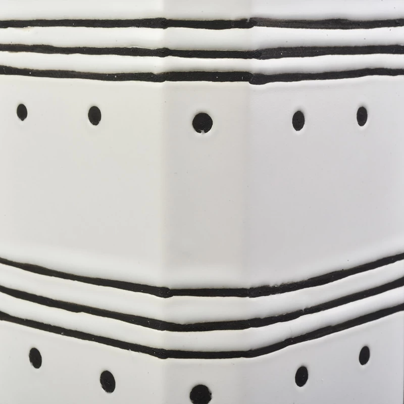 glazing white ceramic bath accessories sets simple pattern ceramic bottle lotion dispenser