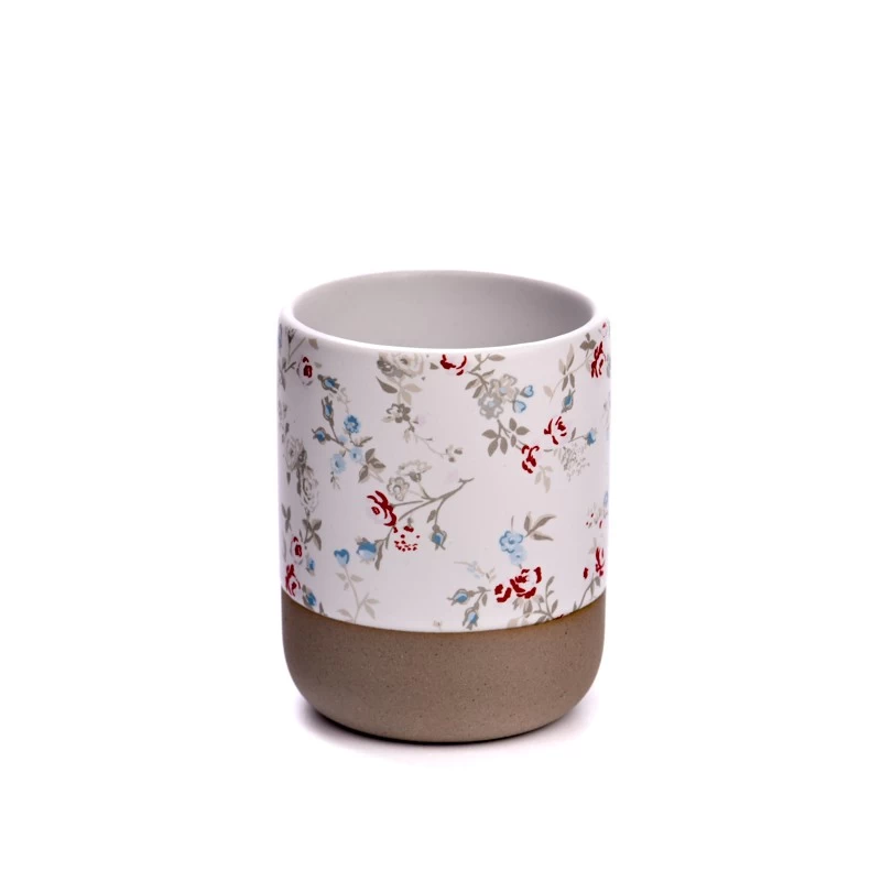 Simple Elegant Home Decoration Custom Ceramic  Candle vessel for Gift 
