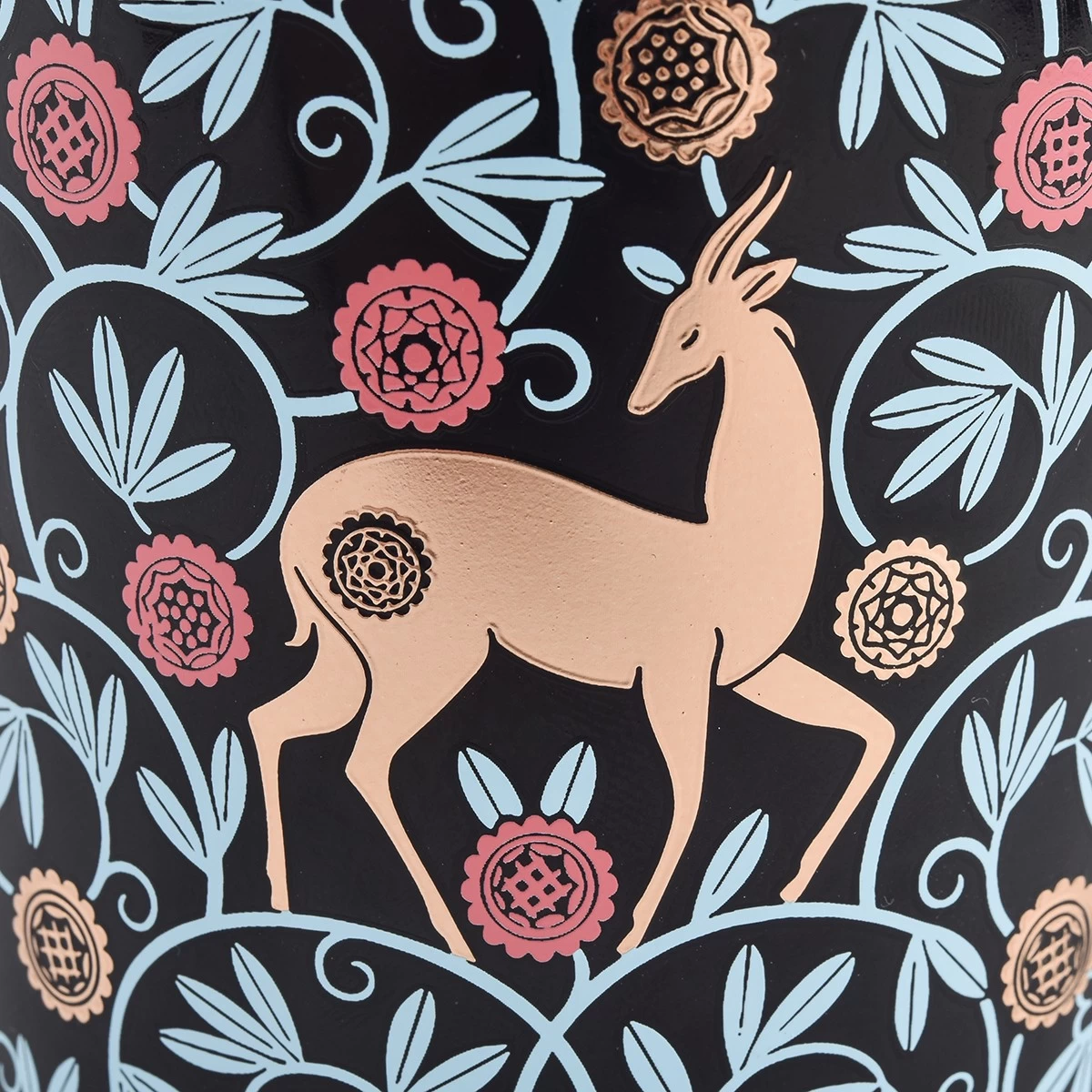 Custom antelope pattern decal paper black glass candle jars decorate the interior