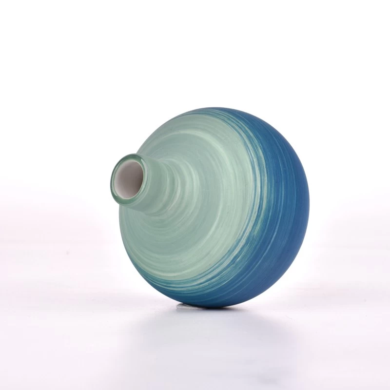Home Decoration Colored Porcelain Flower Vase Ceramic Reed Diffuser Bottle