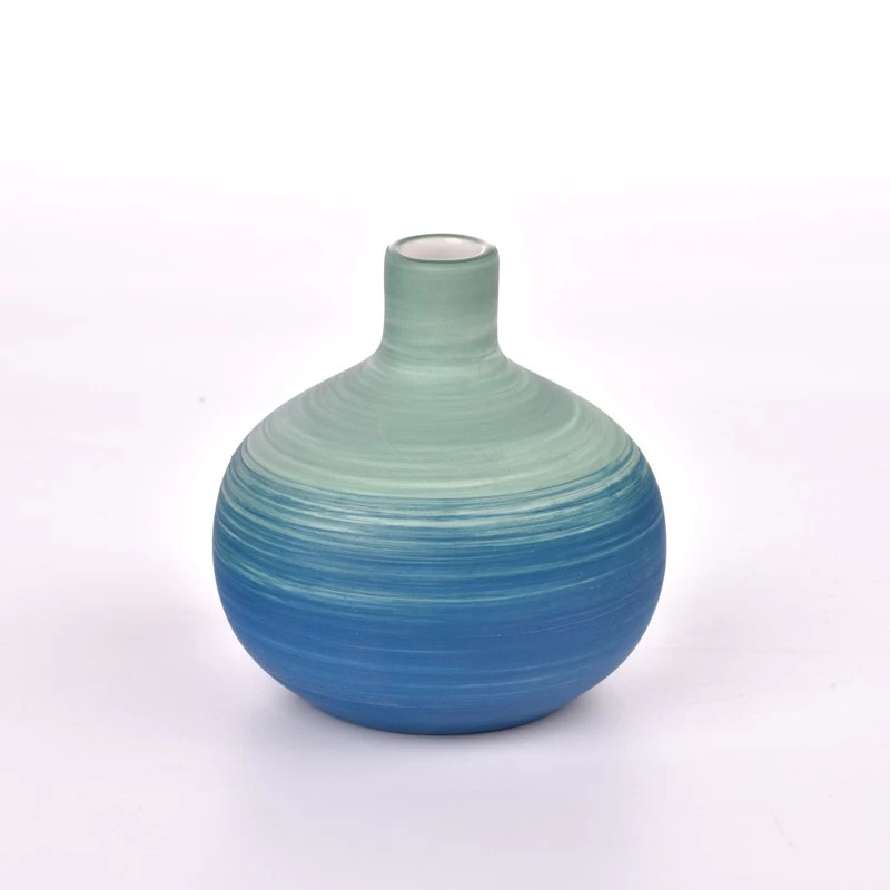 Home Decoration Colored Porcelain Flower Vase Ceramic Reed Diffuser Bottle