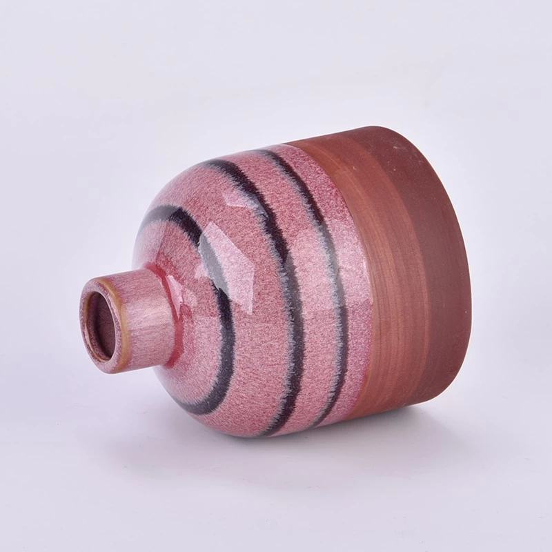Bouteille de diffuseur de couches en céramique glacé de couleur luxueuse