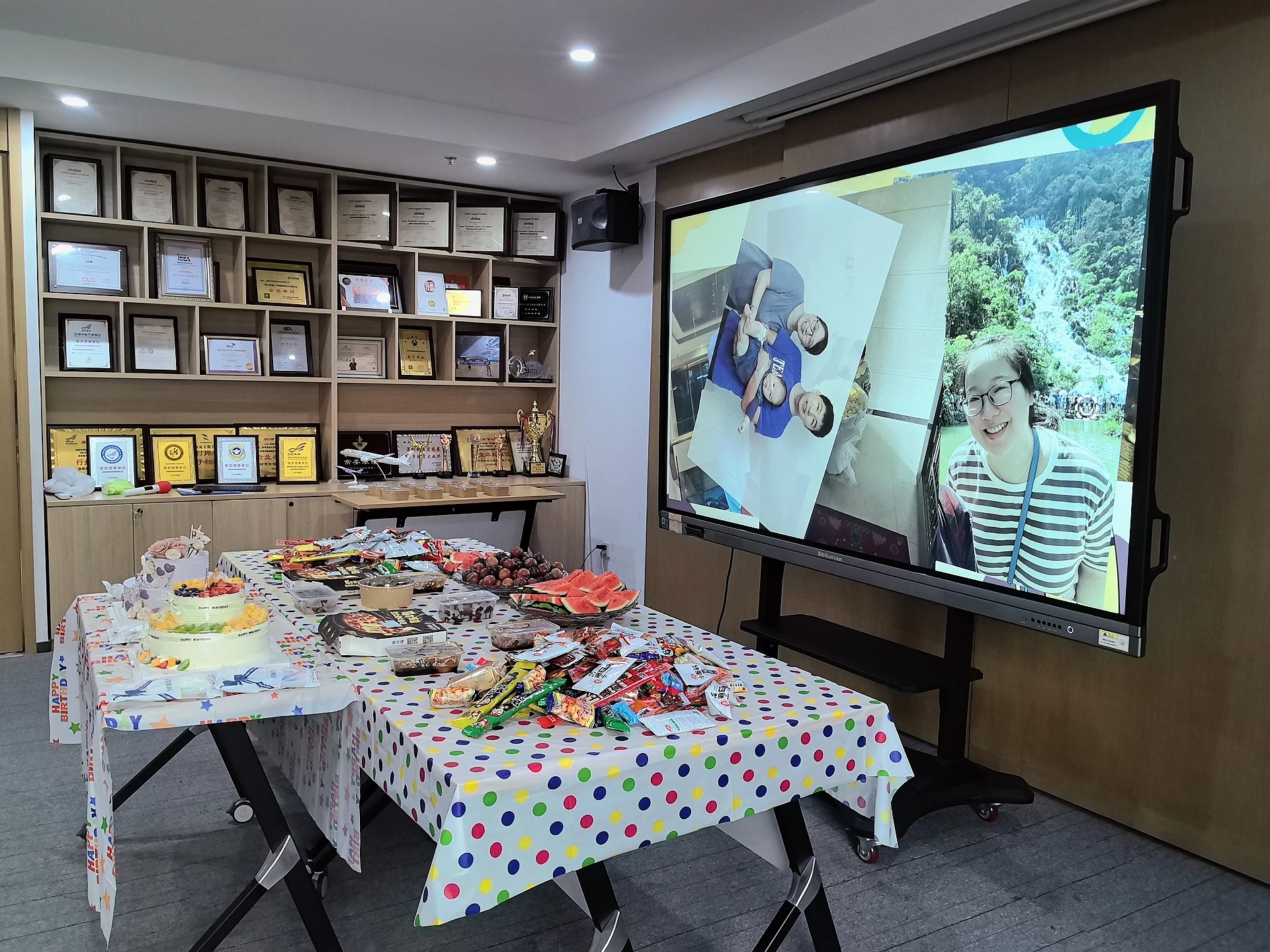 Sunny Glassware Q2 Birthday Celebration: Sharing Passion, Embracing the Journey Together