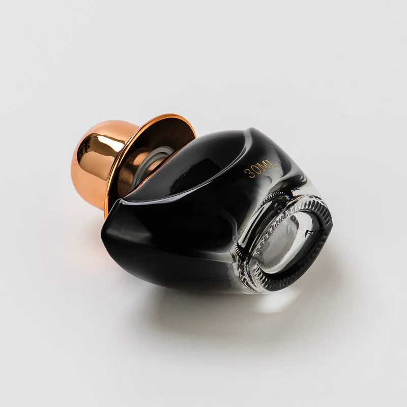 Custom Color 30ml Elegant Creative Shape Glass Perfume Bottle with Spray Head Gold Lid