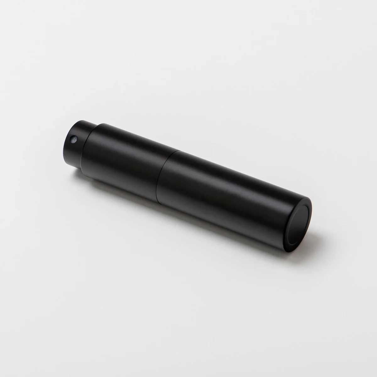 5ml Matte  Black Twist Fragrance Atomizer Travel Glass Perfume Bottle wholesale