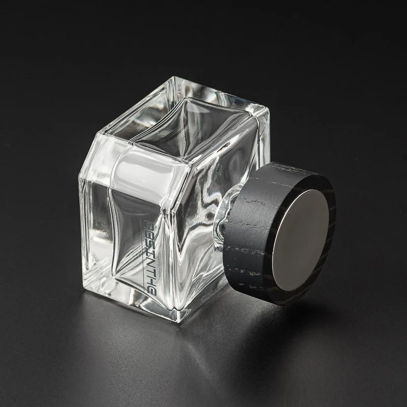 Modern Design Custom Color Square Glass 50ml Perfume Bottle with Spray Head