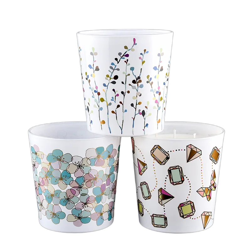 Wholesale large V-shaped diamond-patterned glass candle jars