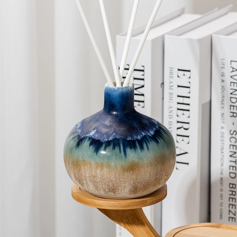 Elegant Colorful Glazed Ceramic Bottle Ceramic Reed Diffuser Bottle Supplying