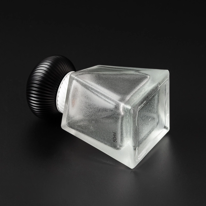 Frosted White Glass Bottle Perfume Fragrance Bottle Wholesale