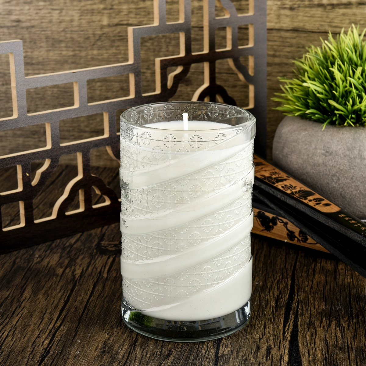 Custom Scented Candle Glass Container Embossed Glass Candle Jar