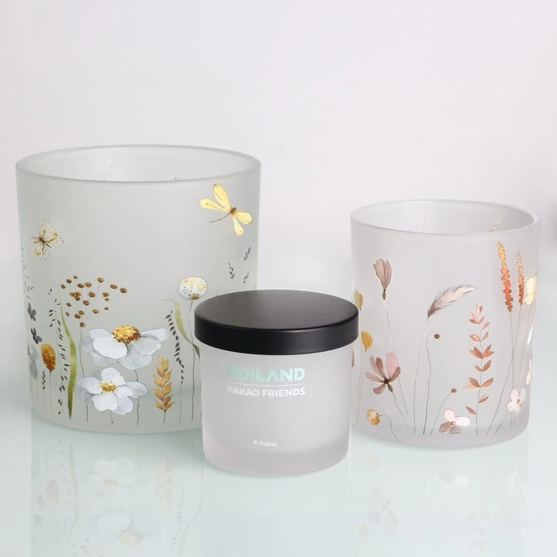 porcelana Tarro de vela de vidrio esmerilado de vidrio personalizado para velas, recipiente para velas de 10oz fabricante