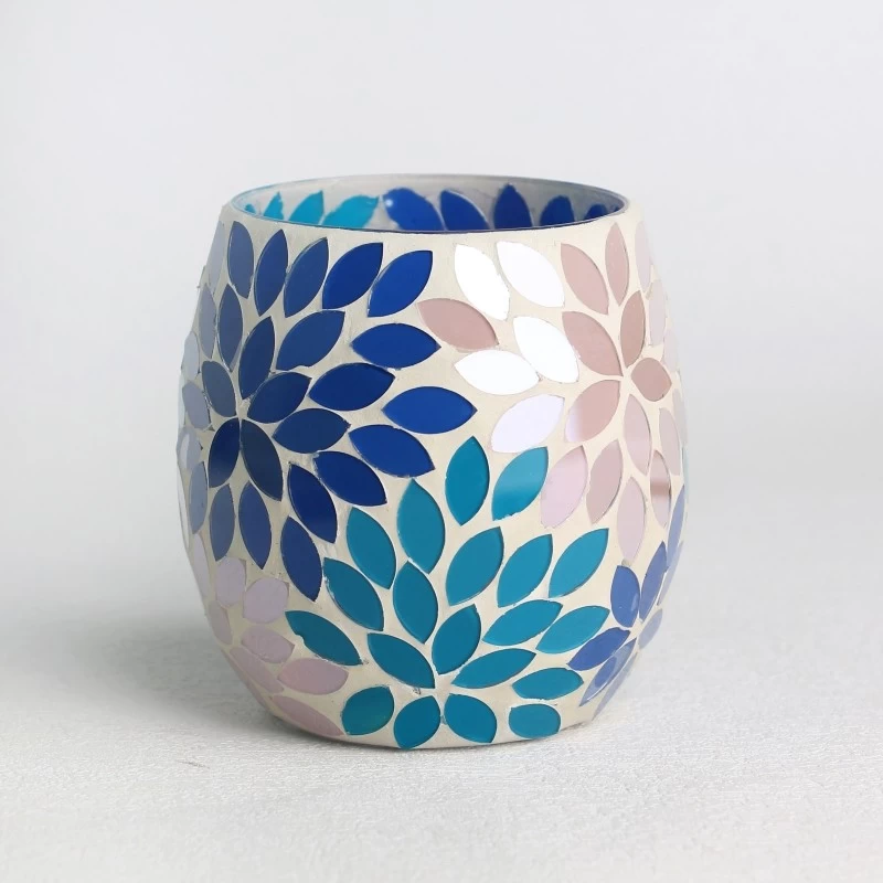 porcelana Tarro de vela con superficie de mosaico de vidrio con combinación de colores azul rosa fabricante