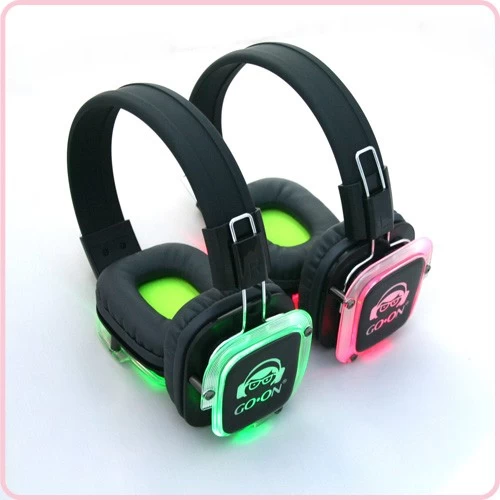 China Werksgroßhandel Tastatursteuerung Faszinierende LED-Leuchten RF-309 MLC Version Silent Disco Headset für Outdoor-Veranstaltungen und lustige Party Hersteller