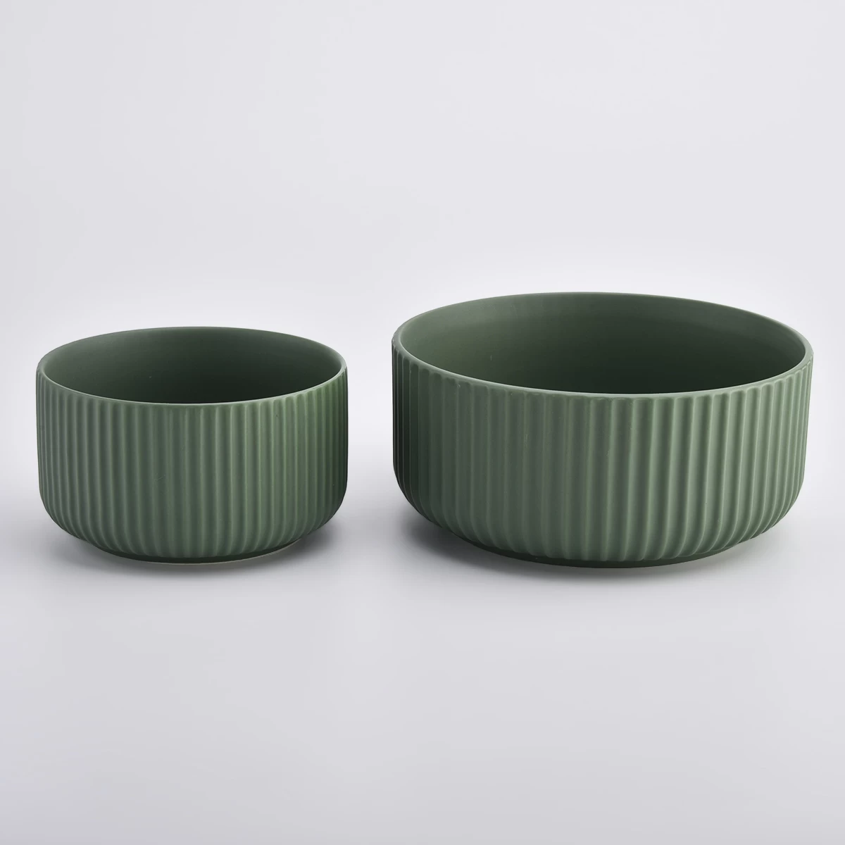 Contenitori di candela in ceramica vetrata verde opaco