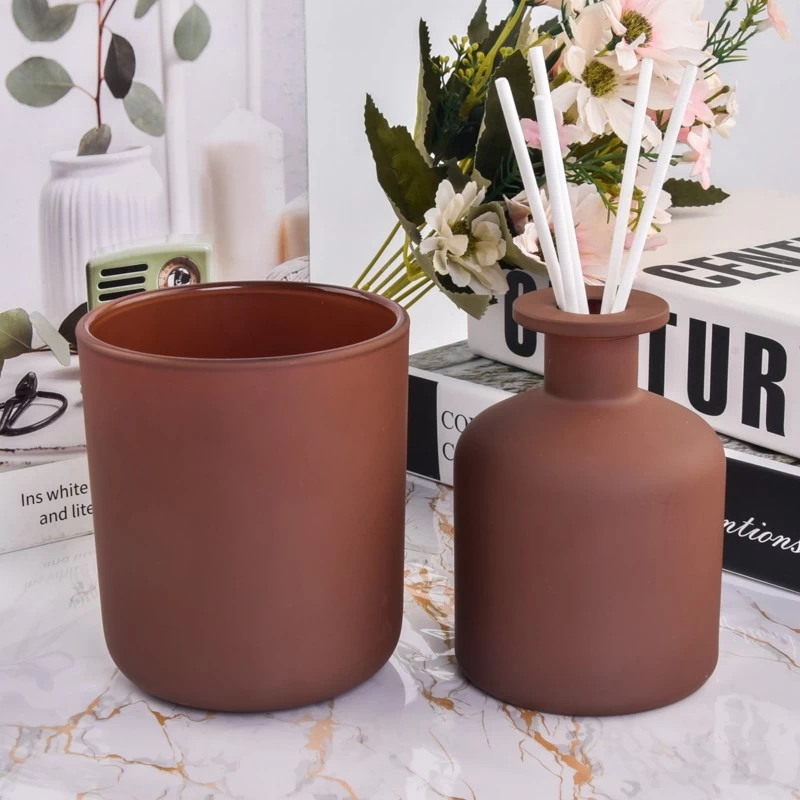 Wholesale Custom matte color Round Bottom with Glass Candle Jar 