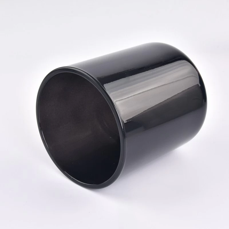 shining black round bottom candle holders