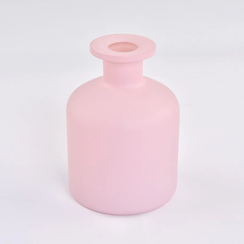 China hot sales pink 250ml glass diffuser bottle manufacturer