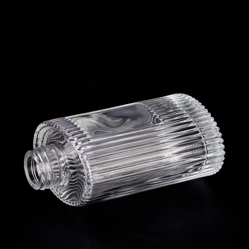 Đường thẳng đứng của nhà cung cấp với logo tùy chỉnh trên chai thủy tinh 200ml để trang trí nhà cửa