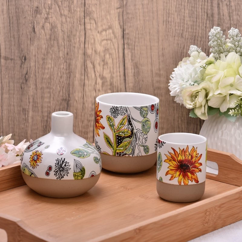 Wholesale custom multi-color exquisite pattern ceramic aromatherapy bottle