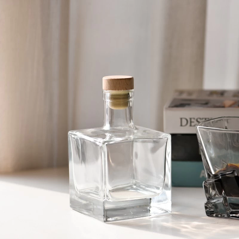 Supplier hot sales 8oz 10oz square glass diffuser bottle