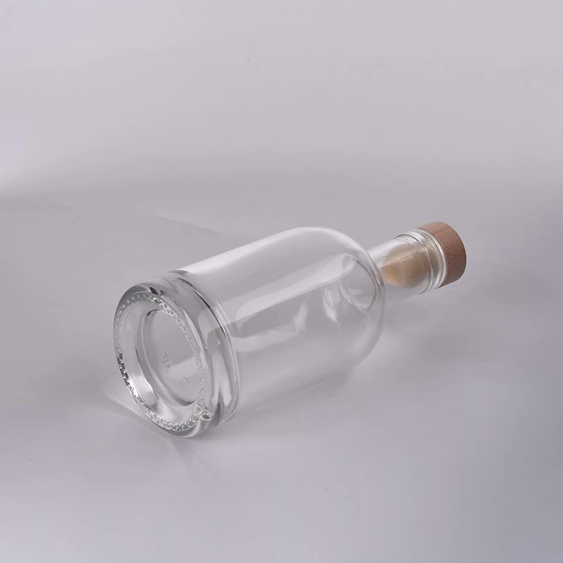 horúci predaj fľaša s dlhým hrdlom 7oz z číreho skla s difúzorom