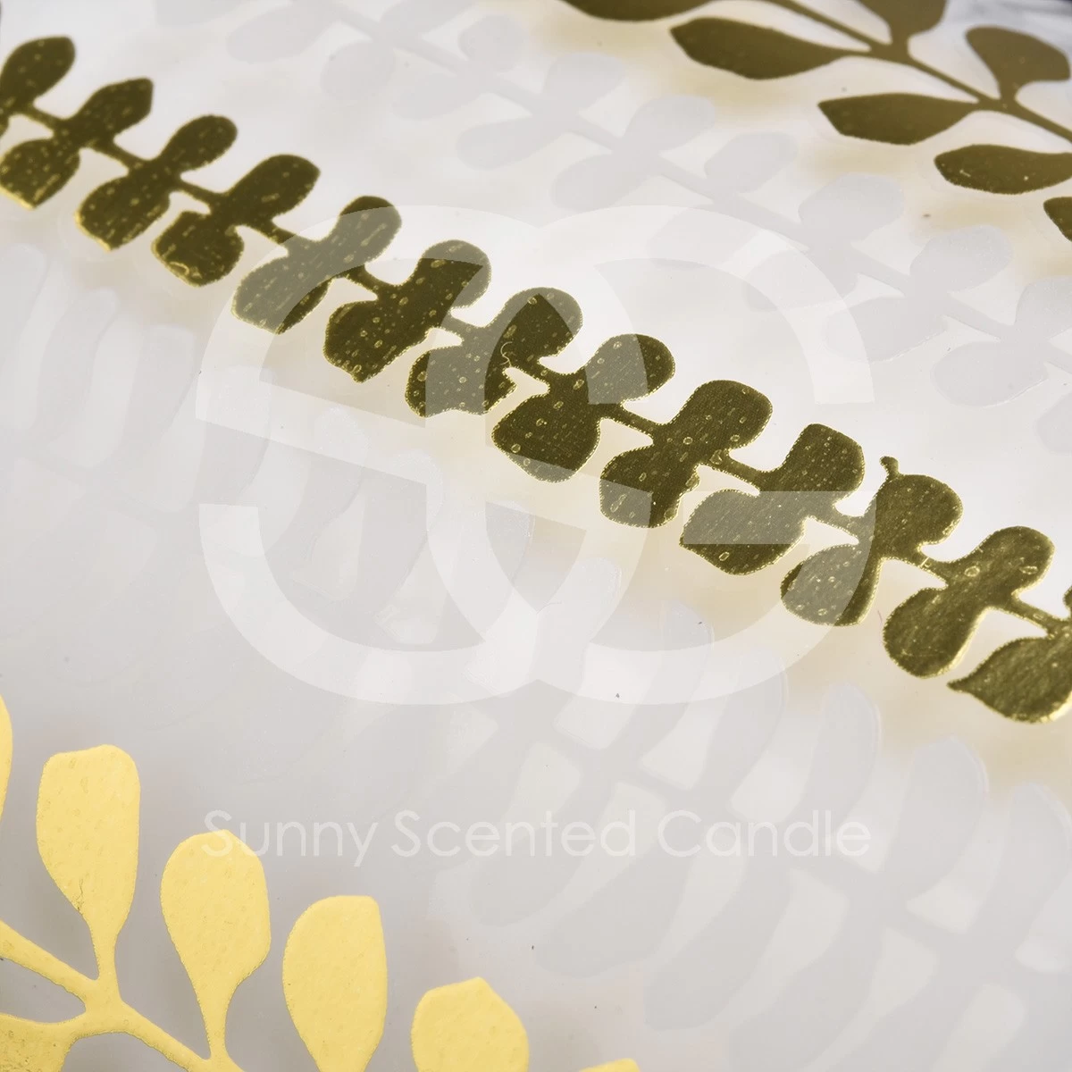 Luxury Gold Pattern Glass Candle Holder Customized Gold Decal Glass Candle Vessels For Home Decoration