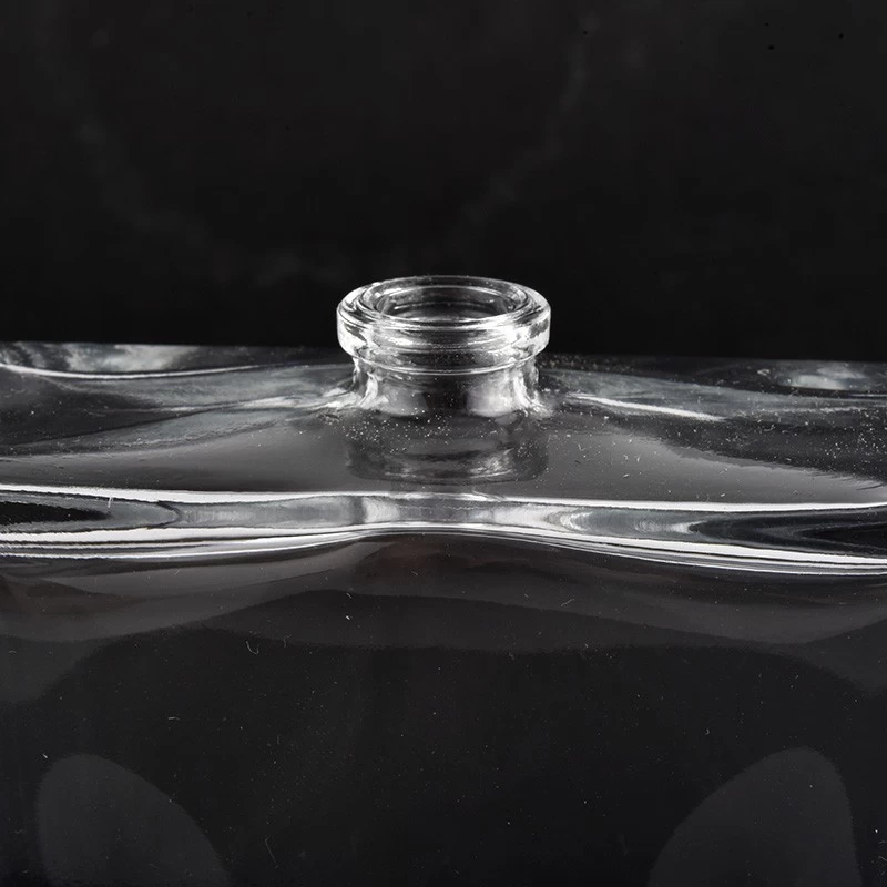 Wholesale 160ml home decor 160ml square glass perfume bottle