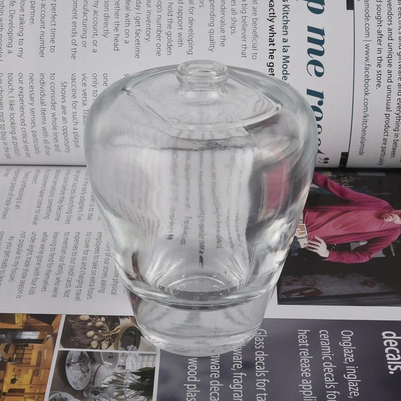 Wholesale luxury 120ml glass perfume bottle for home deco