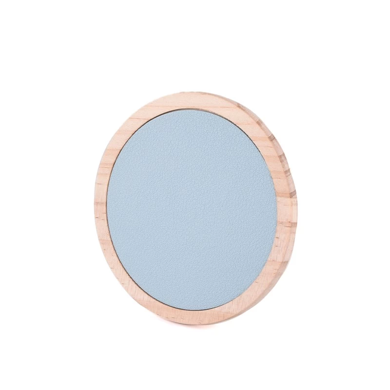 luxury wood candle lid with blue decoration